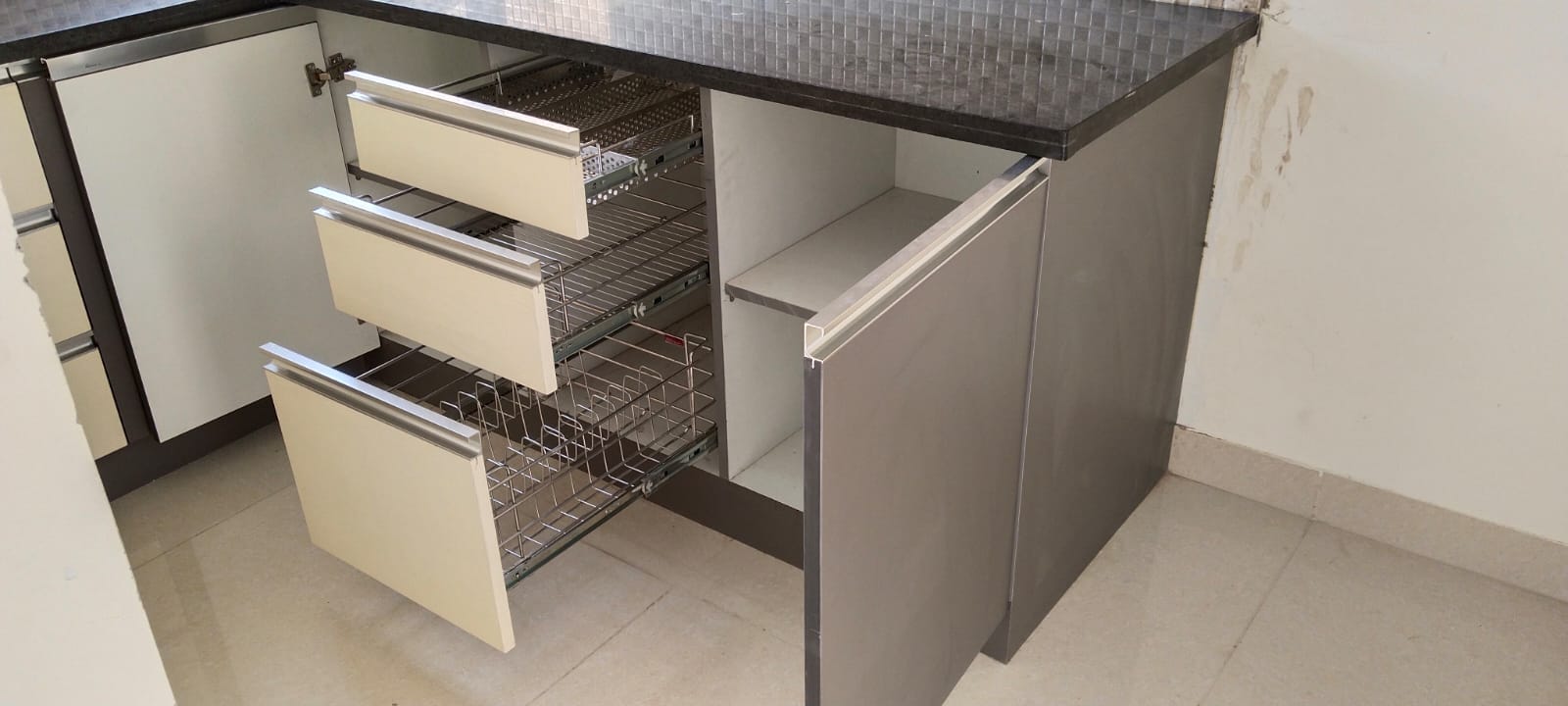 Service Website