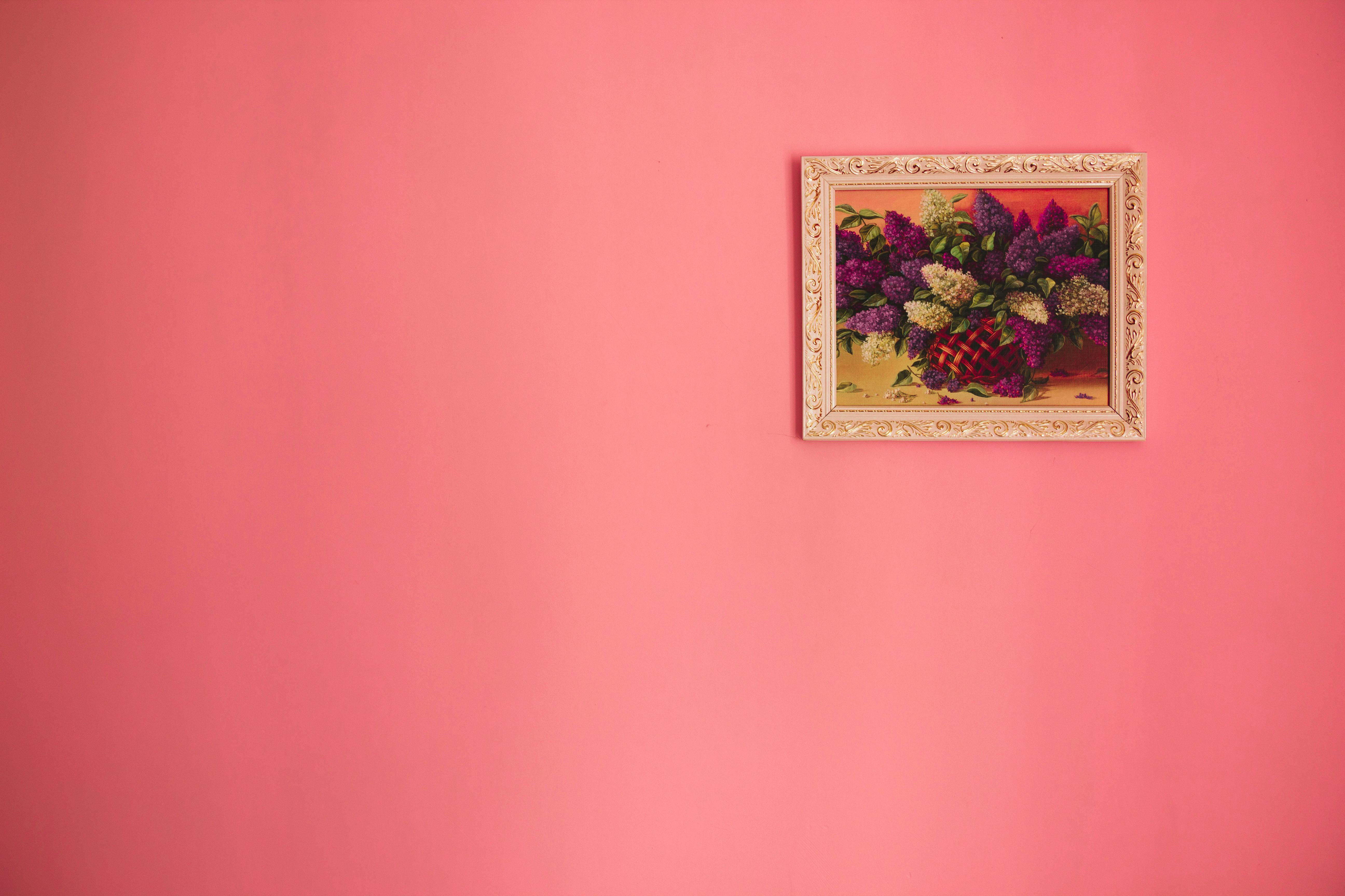 WALL DESIGN & PAINTING
